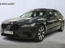 Grå Begagnad 2024 Volvo V90 Plus Kombi | 479 900 kr (Marknadspris)