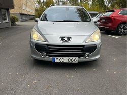 Grå Begagnad 2007 Peugeot 307 Kombi | 20 900 kr (Marknadspris)