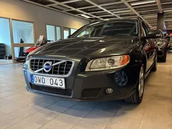 Grå Begagnad 2010 Volvo V70 Momentum Kombi | 99 900 kr (Marknadspris)