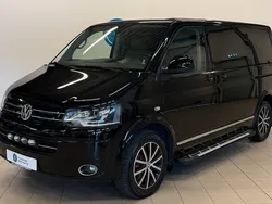 Svart Begagnad 2013 VW Multivan Highline Minibuss | 269 900 kr