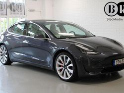 Grå Begagnad 2019 Tesla Model 3 Performance Sedan | 339 900 kr (Lite dyr)