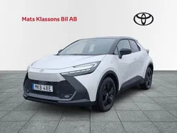 Vit Ny 2024 Toyota C-HR Style SUV | 439 000 kr (Marknadspris)