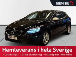 Svart Begagnad 2016 Volvo V40 R-Design Halvkombi | 179 900 kr (Marknadspris)