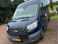 Blå Begagnad 2017 Ford Transit Kombi | 85 000 kr