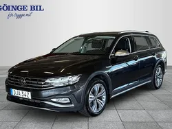 Mörkgrå Begagnad 2023 VW Passat Alltrack Kombi | 389 000 kr (Lite dyr)