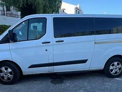 Vit Begagnad 2017 Ford Tourneo Custom Minibuss | 299 998 kr (Bra pris)