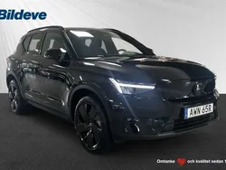 Svart Begagnad 2024 Volvo EX40 Plus SUV | 499 900 kr