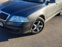 Grå Begagnad 2008 Skoda Octavia Kombi | 15 500 kr (Bra pris)