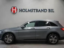 Grå Begagnad 2016 Mercedes GLC220 Luxury SUV | 234 900 kr (Dyr)
