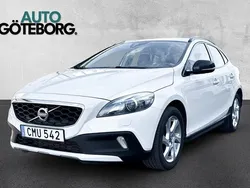 Vit Begagnad 2014 Volvo V40 CC Summum Kombi | 189 900 kr (Lite dyr)