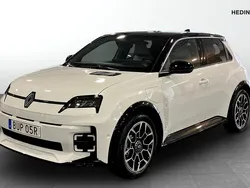 Vit (white) Ny 2025 Renault R5 Halvkombi | 399 900 kr (Marknadspris)