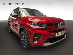 Röd Ny 2025 Citroën C3 PureTech Halvkombi | 237 800 kr