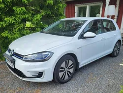 Vit Begagnad 2020 VW e-Golf Halvkombi | 135 000 kr (Superpris)