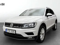 Vit Begagnad 2017 VW Tiguan Comfortline SUV | 219 900 kr (Marknadspris)