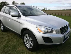 Ljusgrå (grå) Begagnad 2013 Volvo XC60 Momentum SUV | 129 000 kr (Marknadspris)