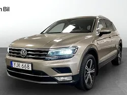 Ljusbrun Begagnad 2016 VW Tiguan Highline SUV | 179 000 kr (Dyr)