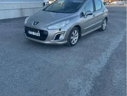 Grå Begagnad 2011 Peugeot 308 Halvkombi | 31 000 kr (Bra pris)