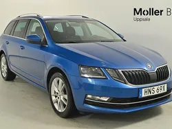 Blå Begagnad 2020 Skoda Octavia Kombi | 209 900 kr (Marknadspris)