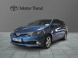 Blå Begagnad 2016 Toyota Auris Touring Sports Kombi | 171 500 kr (Marknadspris)