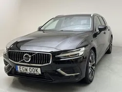 Svart Begagnad 2023 Volvo V60 Core Kombi | 379 000 kr (Lite dyr)