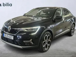 Svart Begagnad 2022 Renault Arkana Intens SUV | 219 000 kr (Marknadspris)