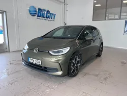 Grön Begagnad 2023 VW ID.3 Pro Performance Halvkombi | 349 900 kr (Dyr)