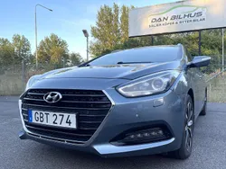 Ljusblå (blå) Begagnad 2015 Hyundai i40 Kombi | 104 900 kr (Marknadspris)