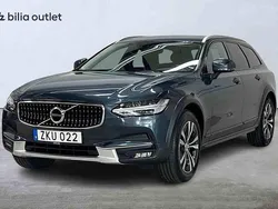 Blå Begagnad 2020 Volvo V90 CC Kombi | 229 900 kr (Marknadspris)