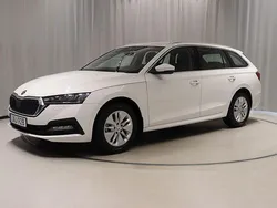 Vit Begagnad 2023 Skoda Octavia G-TEC Kombi | 264 900 kr (Marknadspris)