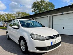 Vit Begagnad 2012 VW Golf VII Halvkombi | 64 990 kr (Dyr)