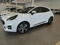 Vit Ny 2025 Ford Puma ST-Line SUV | 313 200 kr (Marknadspris)