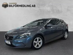 Grå Begagnad 2013 Volvo V40 Summum Kombi | 114 800 kr (Marknadspris)