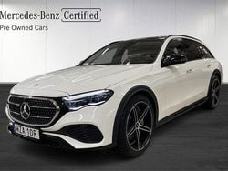 Vit Begagnad 2024 Mercedes E300 Premium SUV | 699 000 kr
