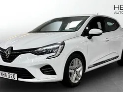 Vit (white) Begagnad 2022 Renault Clio V Zen Halvkombi | 154 900 kr (Marknadspris)