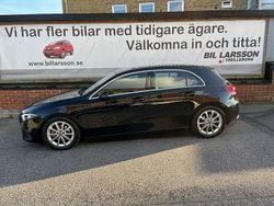 Svart Begagnad 2018 Mercedes A200 Halvkombi | 234 000 kr (Bra pris)