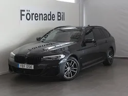 Grå Begagnad 2024 BMW 520 M Sport Kombi | 499 000 kr (Marknadspris)