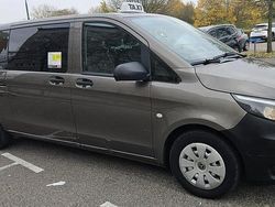 Grå Begagnad 2018 Mercedes Vito Minibuss | 299 000 kr