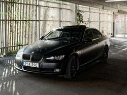 Svart Begagnad 2007 BMW 325 M Sport Sportkupé | 145 000 kr