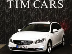 Vit Begagnad 2016 Volvo V60 Momentum Kombi | 139 999 kr (Marknadspris)