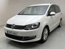 Vit Begagnad 2018 VW Sharan Minibuss | 199 800 kr (Superpris)