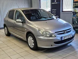 Silver Begagnad 2004 Peugeot 307 Halvkombi | 14 900 kr (Bra pris)