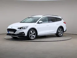 Vit (frozen white) Begagnad 2020 Ford Focus Active Kombi | 169 000 kr (Marknadspris)