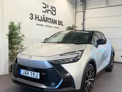 Silver Begagnad 2023 Toyota C-HR Sport SUV | 439 900 kr (Lite dyr)