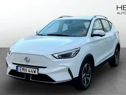 Vit (white) Begagnad 2022 MG ZS Luxury Sedan | 249 900 kr (Bra pris)