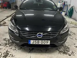 Svart Begagnad 2015 Volvo V60 Momentum Kombi | 97 000 kr (Superpris)