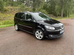 Svart Begagnad 2015 VW Touran GT Minibuss | 95 000 kr (Superpris)