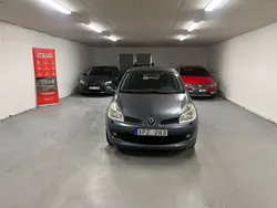 Blå Begagnad 2006 Renault Clio R.S. Halvkombi | 19 000 kr (Marknadspris)