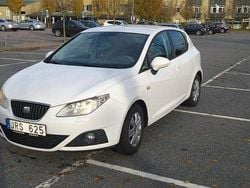 Vit Begagnad 2010 Seat Ibiza Style Halvkombi | 16 500 kr (Bra pris)