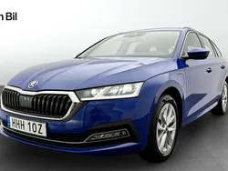 Blå (energy blue) Begagnad 2023 Skoda Octavia Kombi | 319 900 kr (Marknadspris)