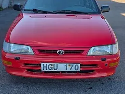 Röd Begagnad 1996 Toyota Corolla Halvkombi | 39 900 kr